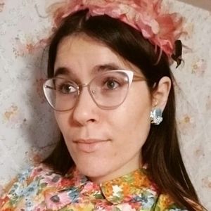Meet your Posher, Spinster Style
